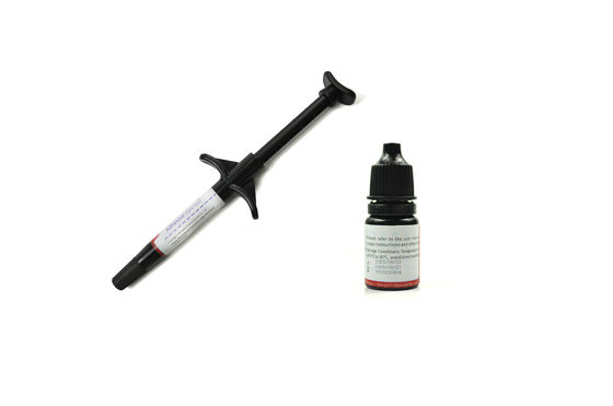 Kleefmiddel met lage viscositeit en hoge bindsterkte voor tandheelkundige herstelwerkzaamheden